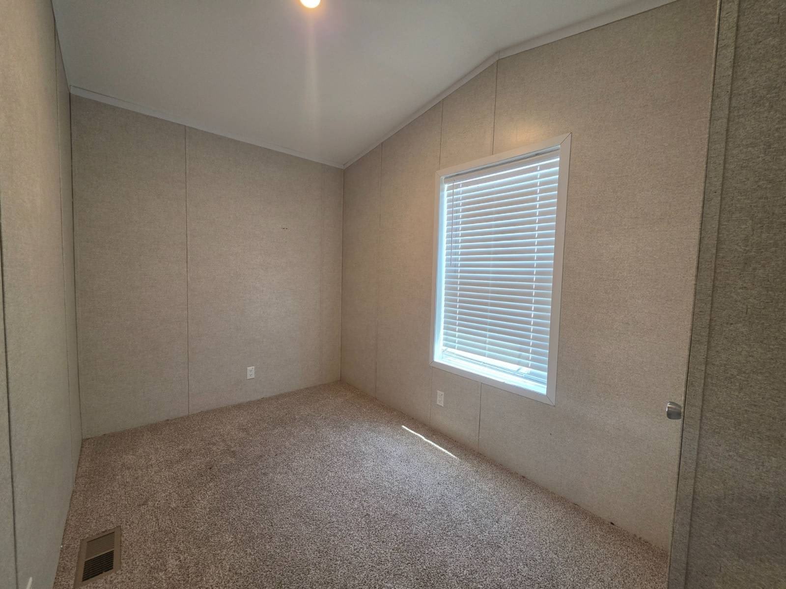 2238 E Maywood – photo 4