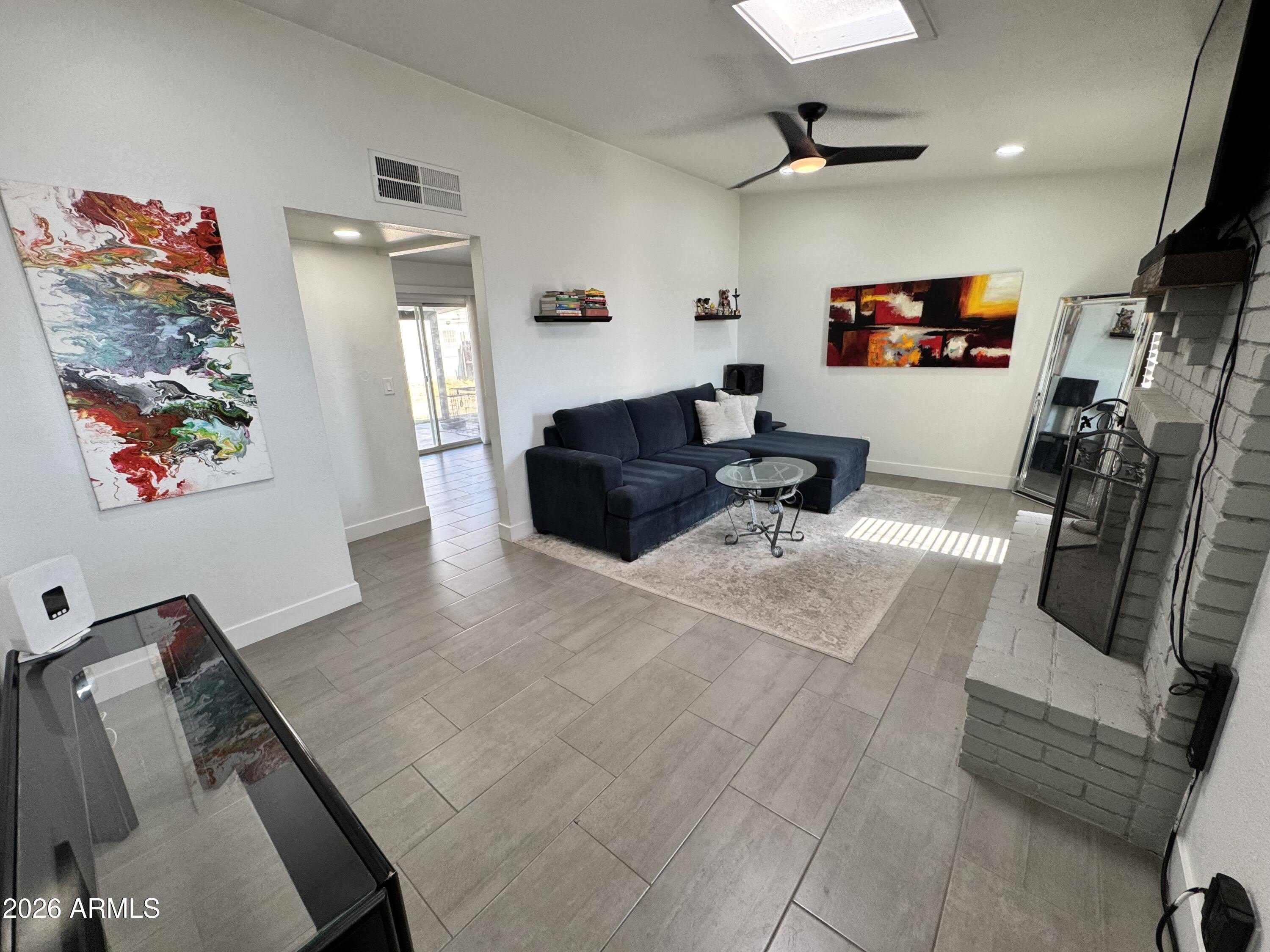 12453 N 29th Avenue – photo 3