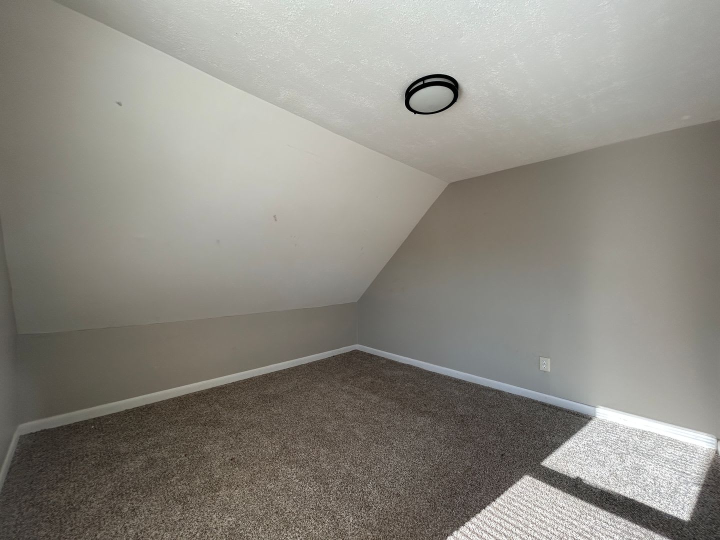 308 Bartlett St. – photo 4