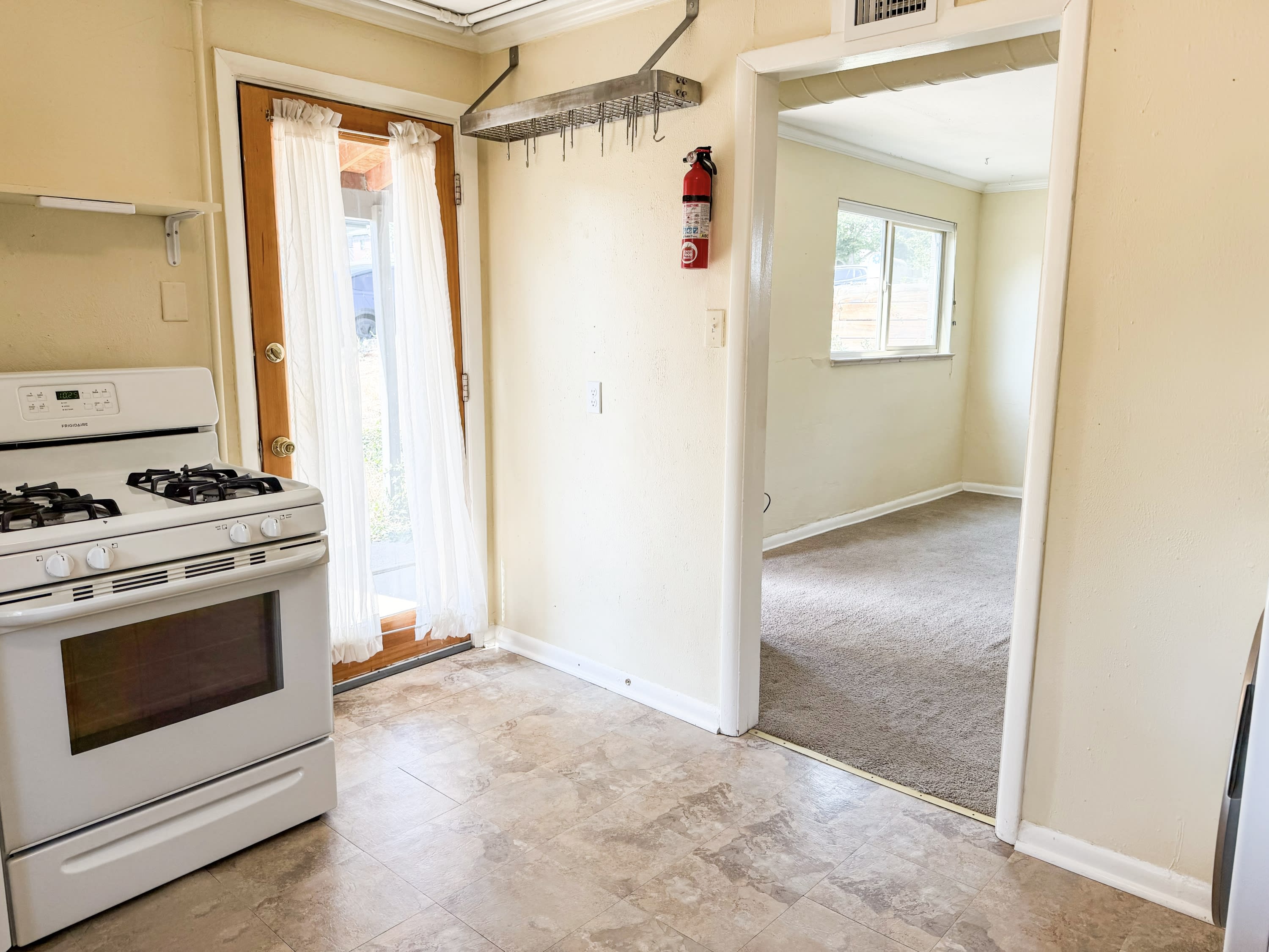 2626 4th Street – photo 4