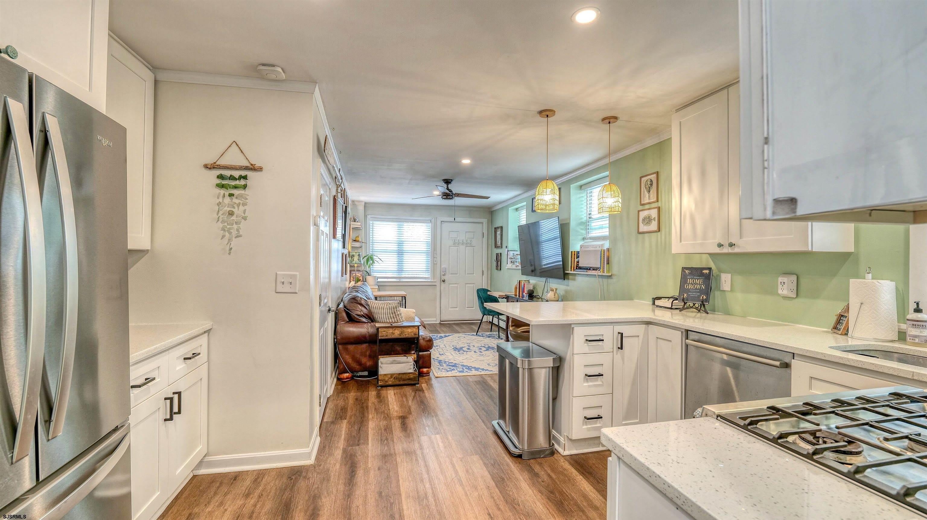 117 Newport Ct – photo 2