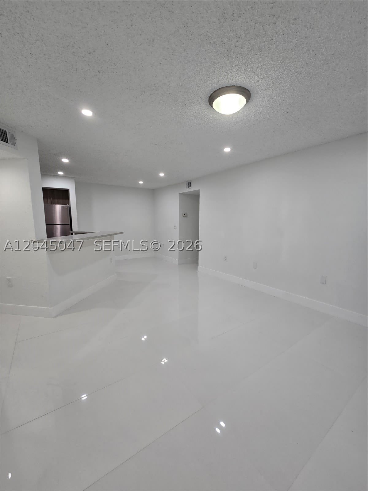 595 Vista Isles Dr – photo 2