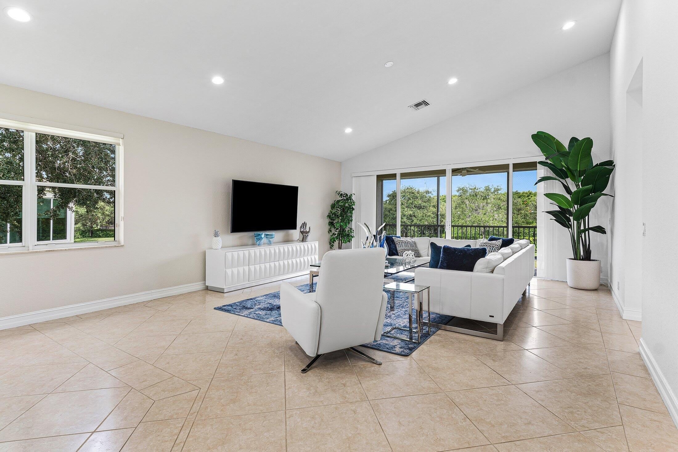 6309 Graycliff Drive – photo 4
