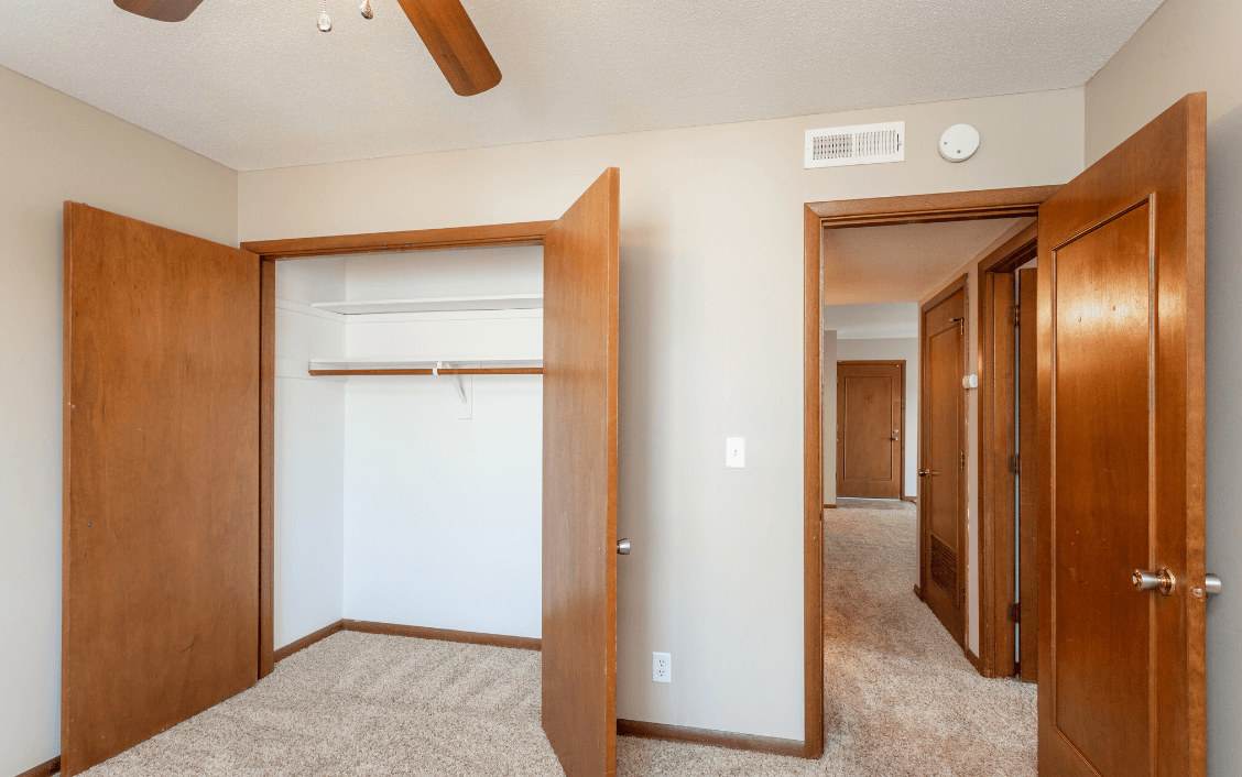 Lake Shore Place – photo 5