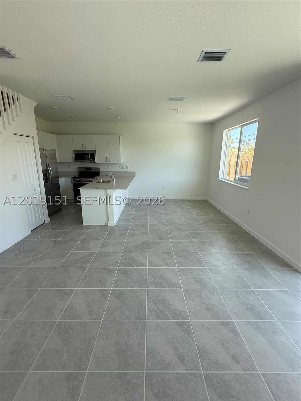 630 SE 15th St – photo 5