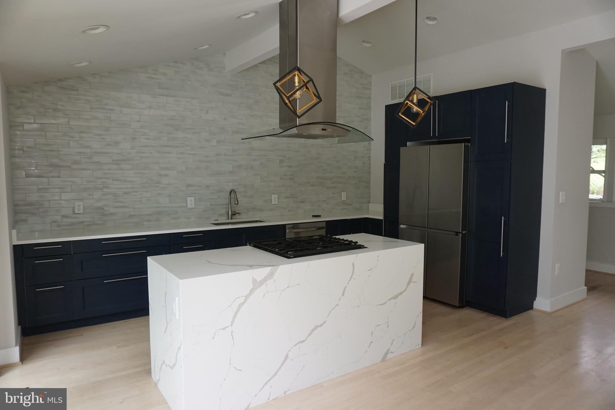 444 GARRISON FOREST Road – photo 4
