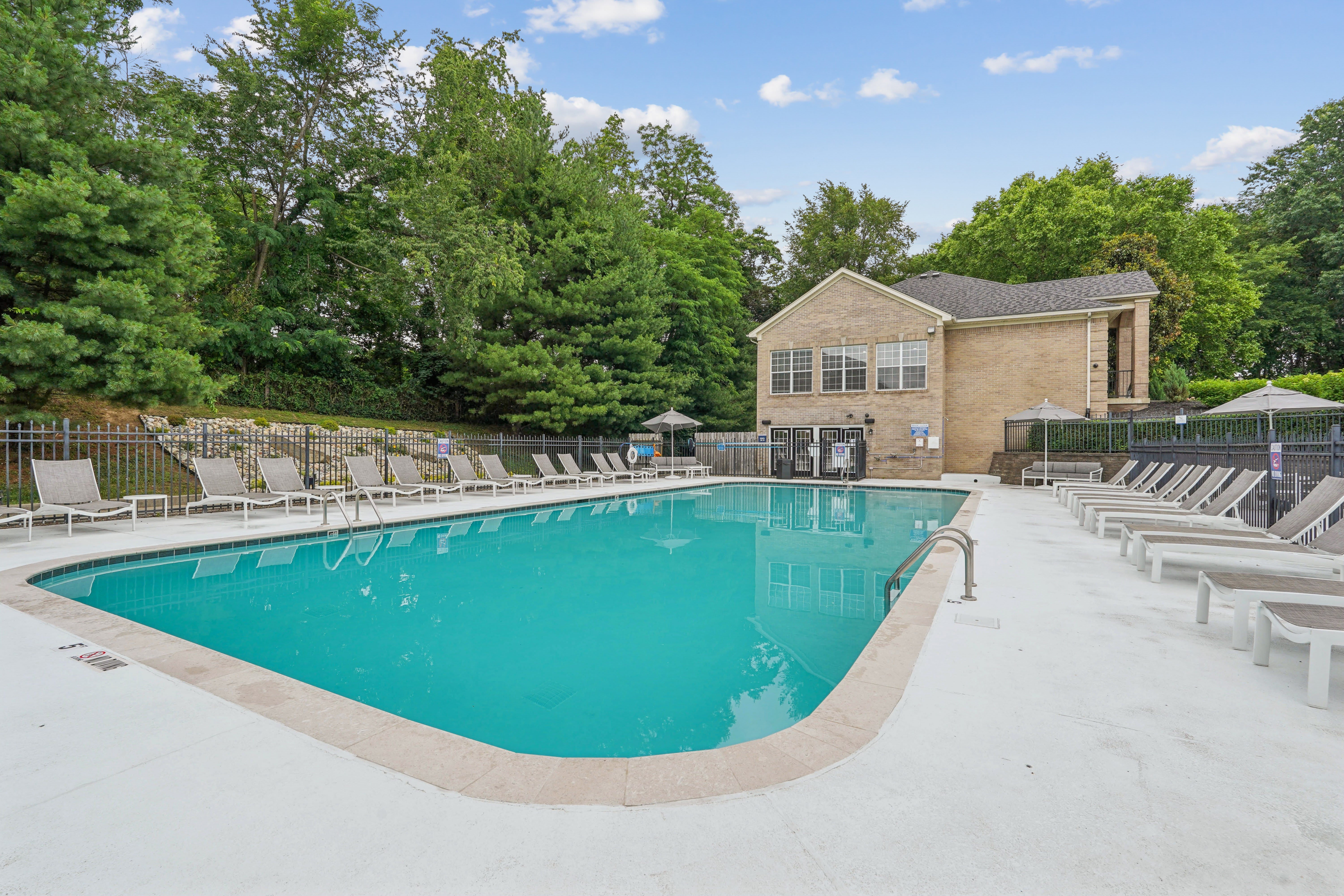 Orchard Hills Apartments – photo 2