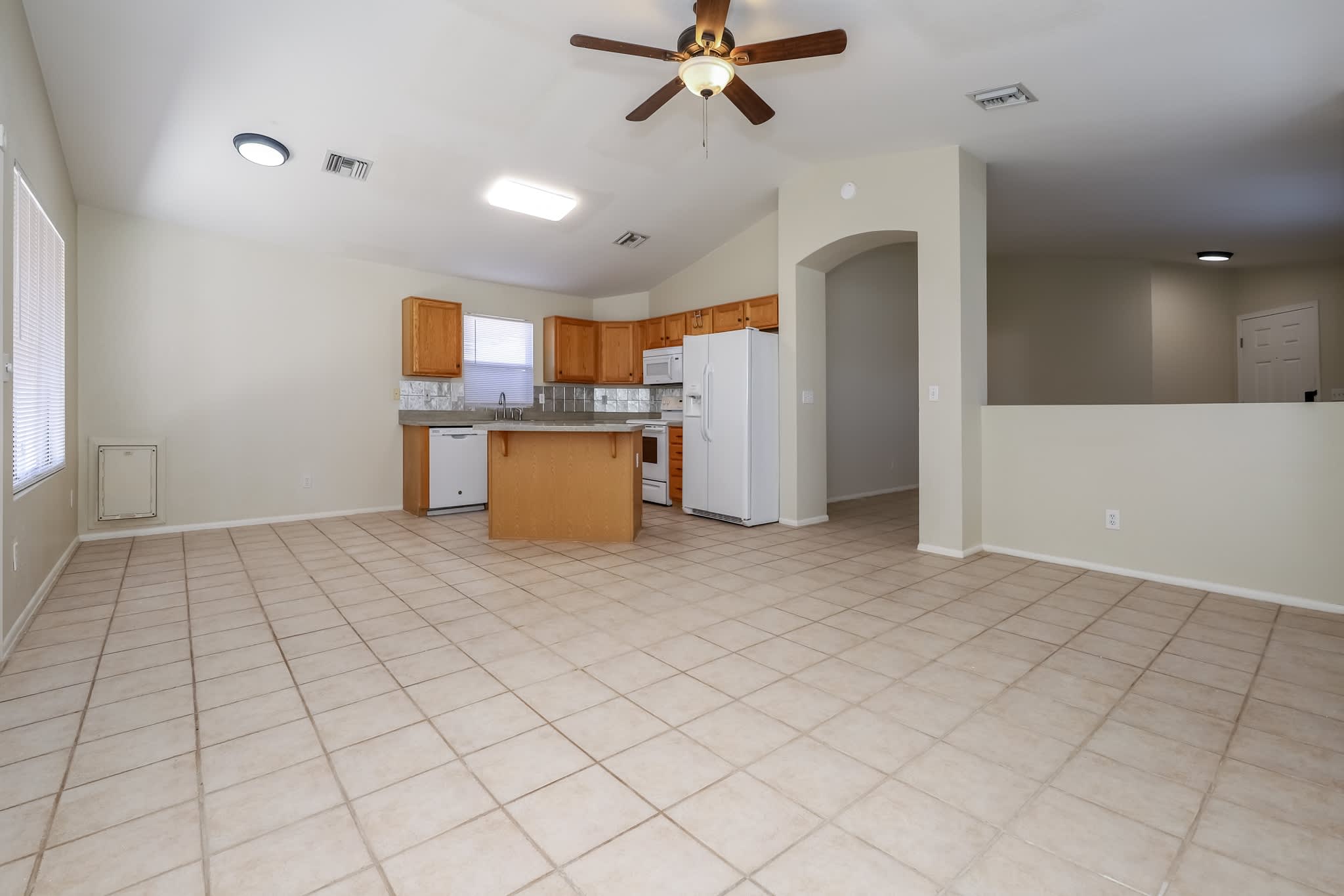 9108 East Muleshoe Street – photo 5