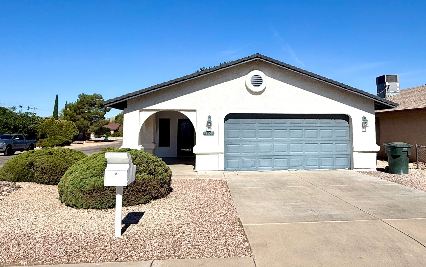 Updated 3 Bedroom 2 Bathroom Home In Central Kingman Across From The Mohave County Fairgrounds – photo 2