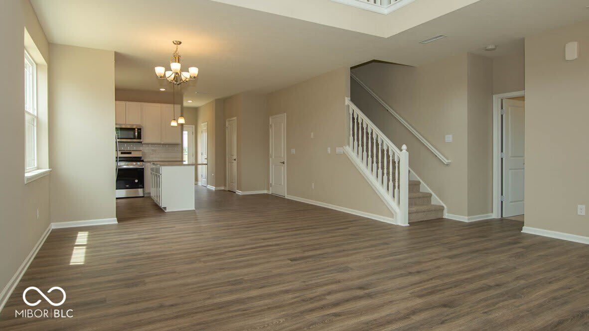 2840 Maricopa Boulevard – photo 3