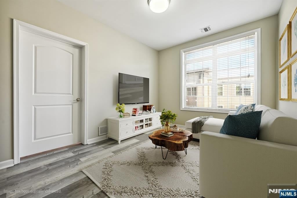 5808 Washington Street – photo 5