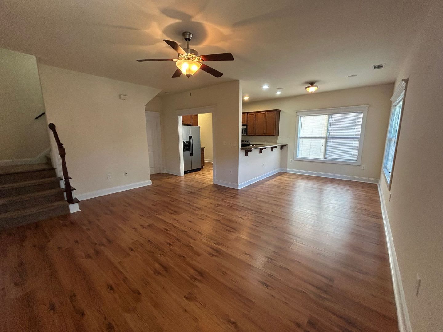 PRE-LEASING FOR AUGUST 5TH 2027! – photo 2