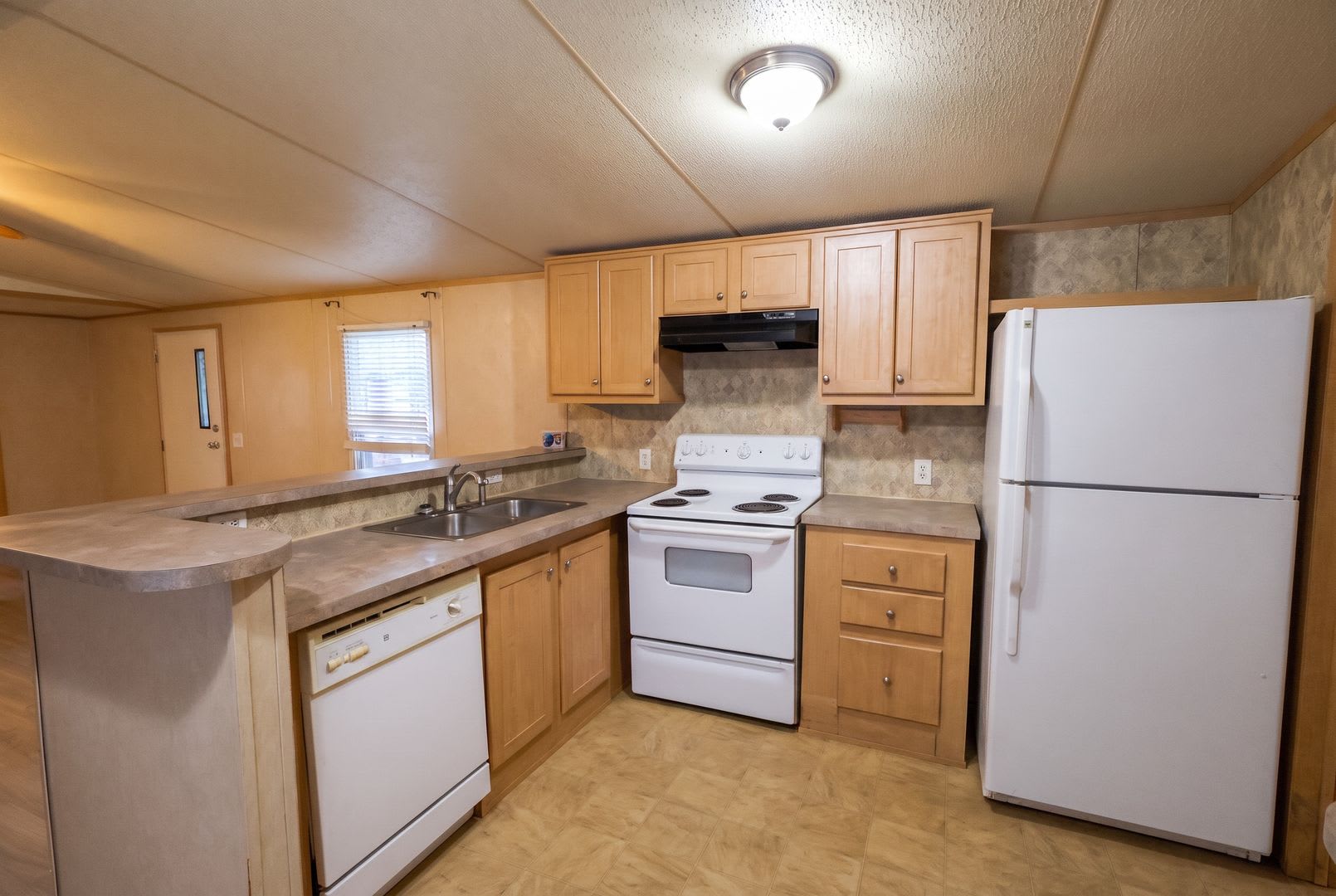 Blanchard 2 Bed 2 Bath Home – photo 4