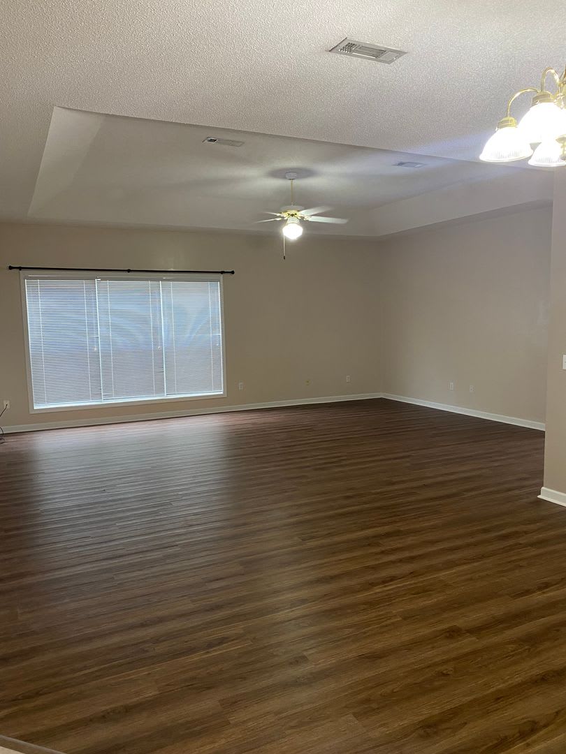 115 Woodmere Dr – photo 4