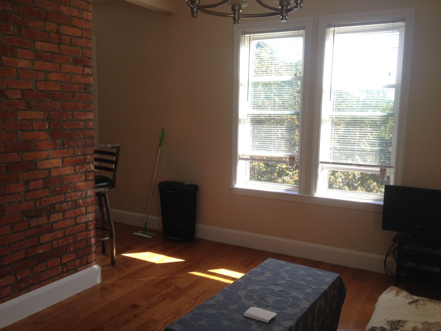 3bed unit in Roxbury is available on 9/1 – photo 5