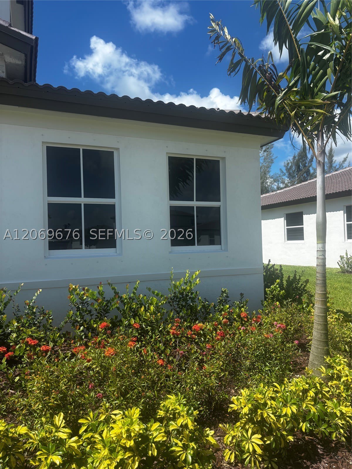 2342 SE 30th St – photo 2