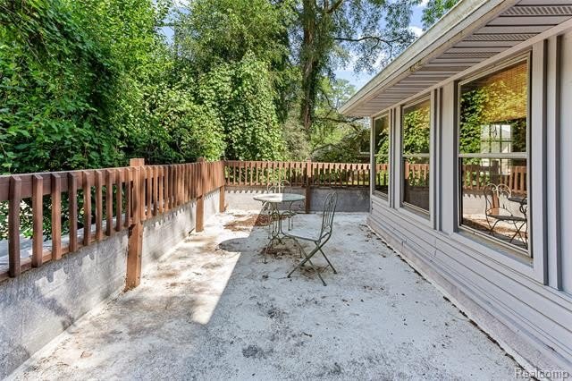 2550 Loon Lake Road – photo 5