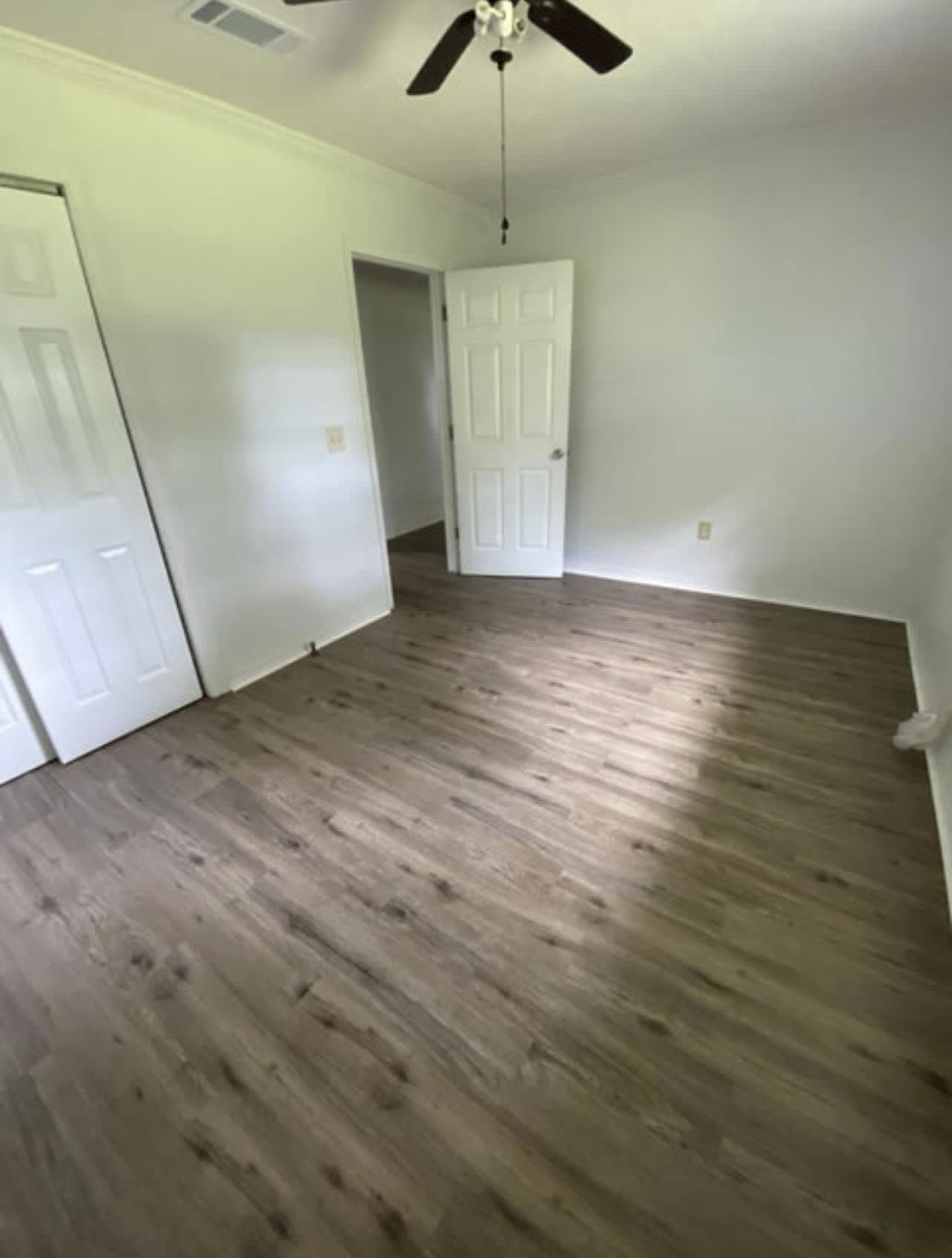 608 E 15th St – photo 5
