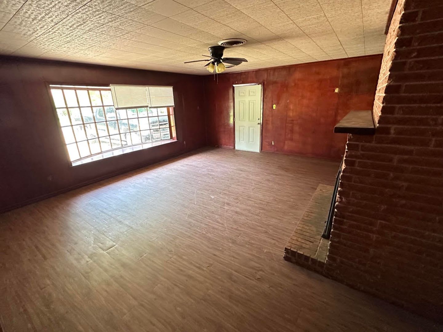 Move In Ready 4Br 2Ba Home In South Jackson Spacious Living Convenient Location – photo 4
