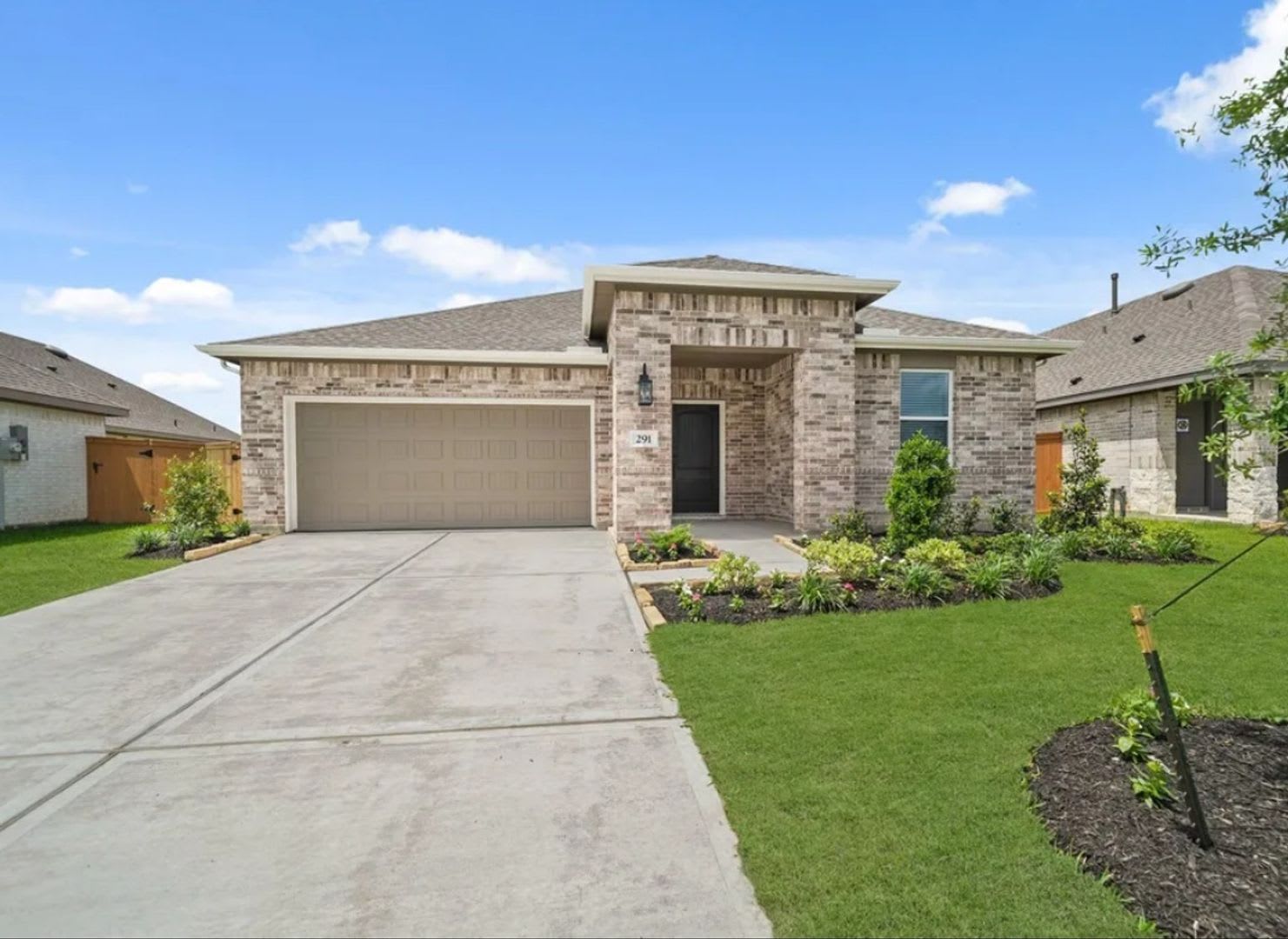 Newly Constructed 3Br House Beside Angel Lagoon In Dayton – photo 2