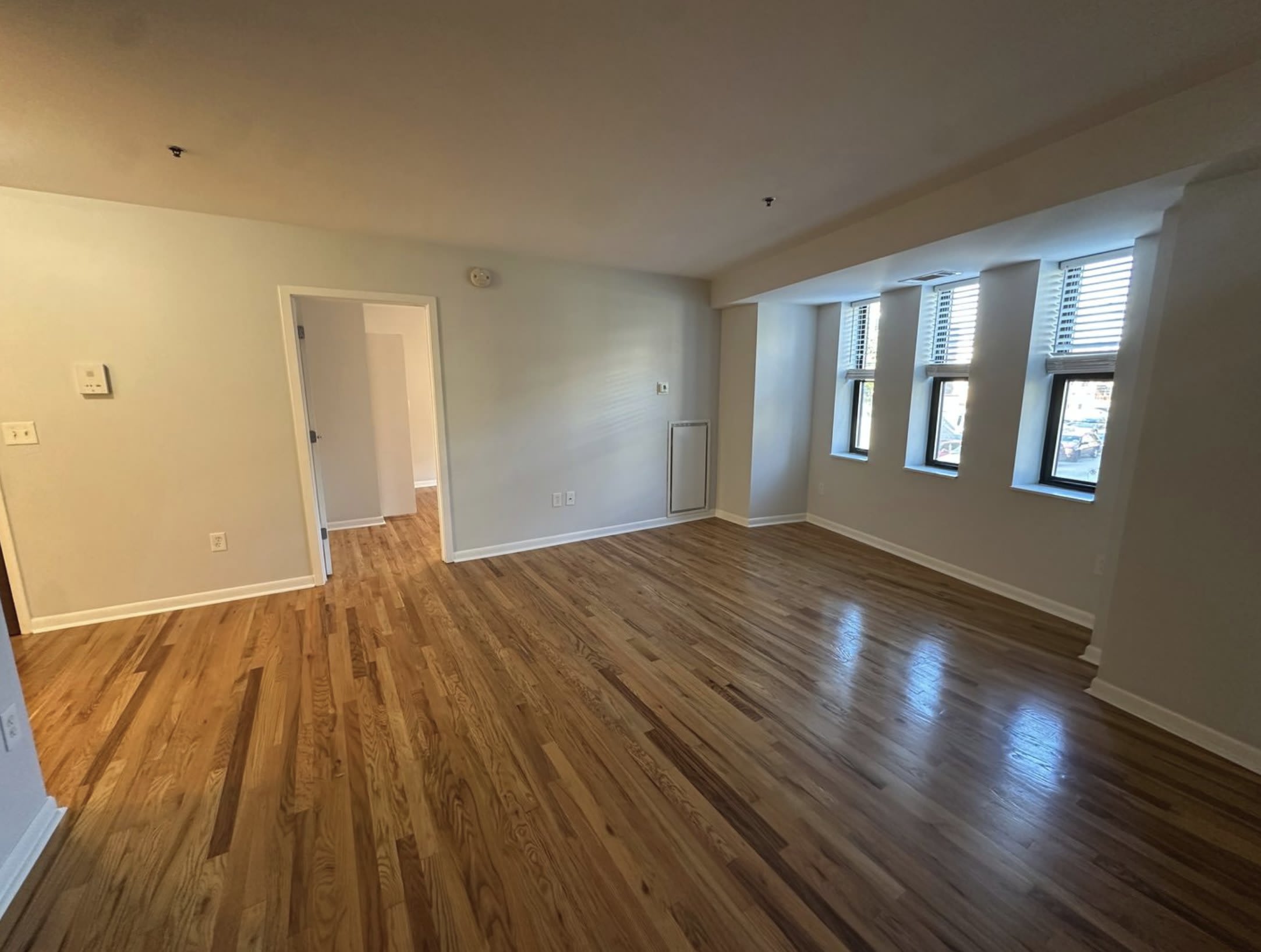 1337 W Fargo Ave – photo 2