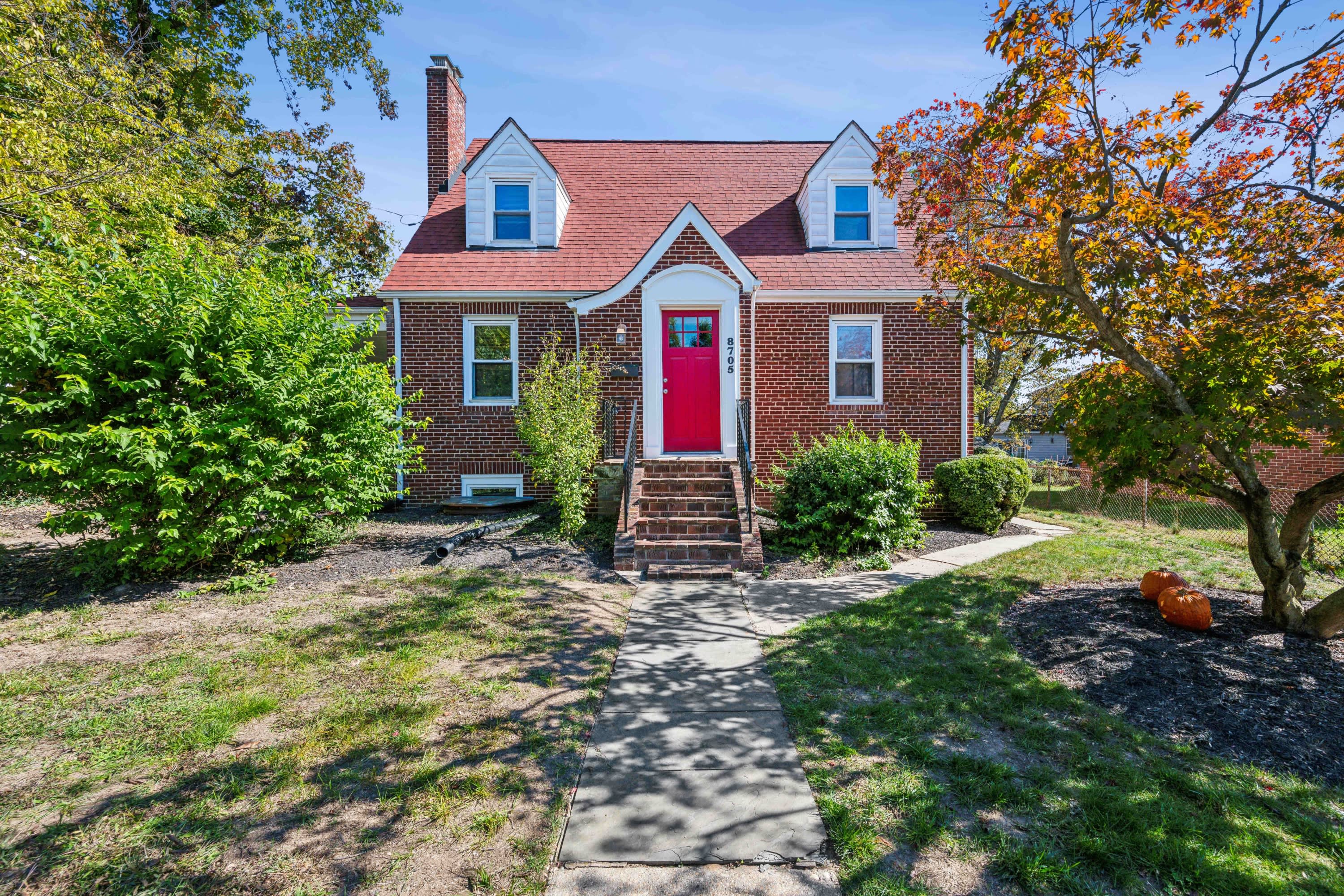 8705 48th Avenue – photo 1