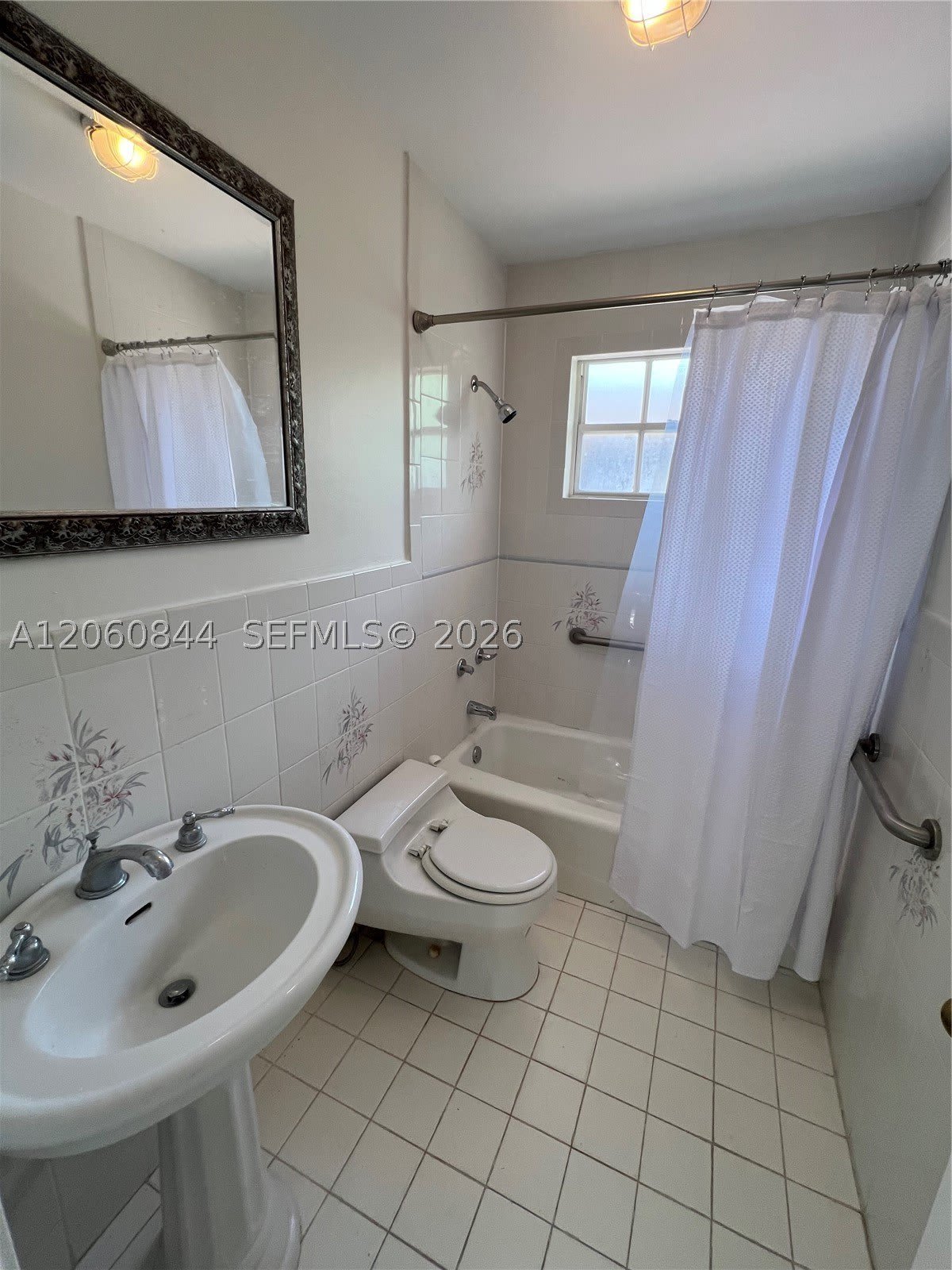 421 NW 57th Ct – photo 4