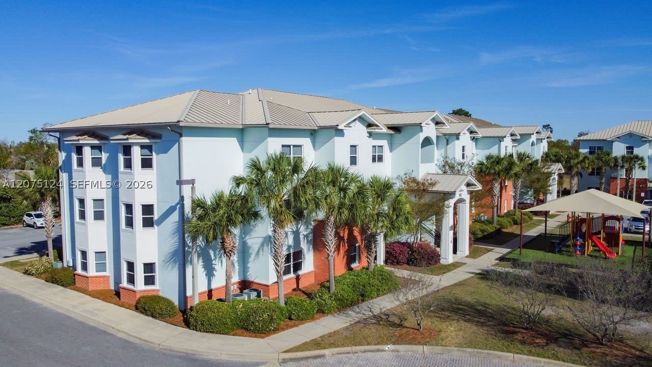 2210 Hammock Square Drive – photo 1