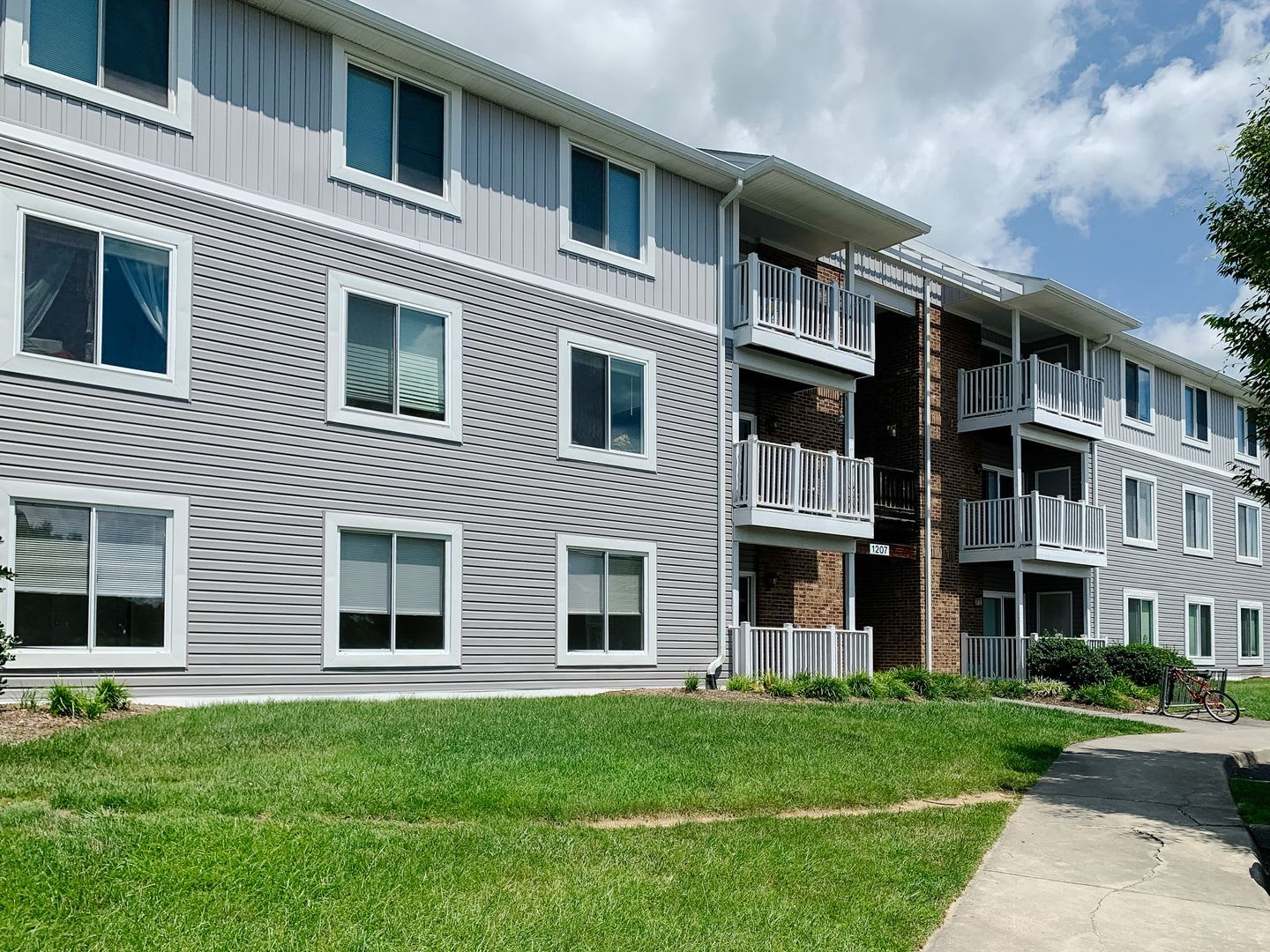 4 Bedroom 2 Bath Condo – photo 1