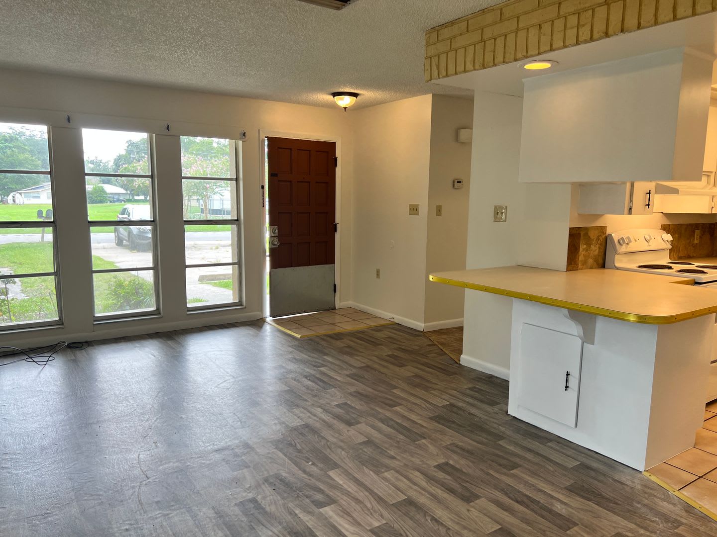4608-4610 Sandy Lane – photo 5