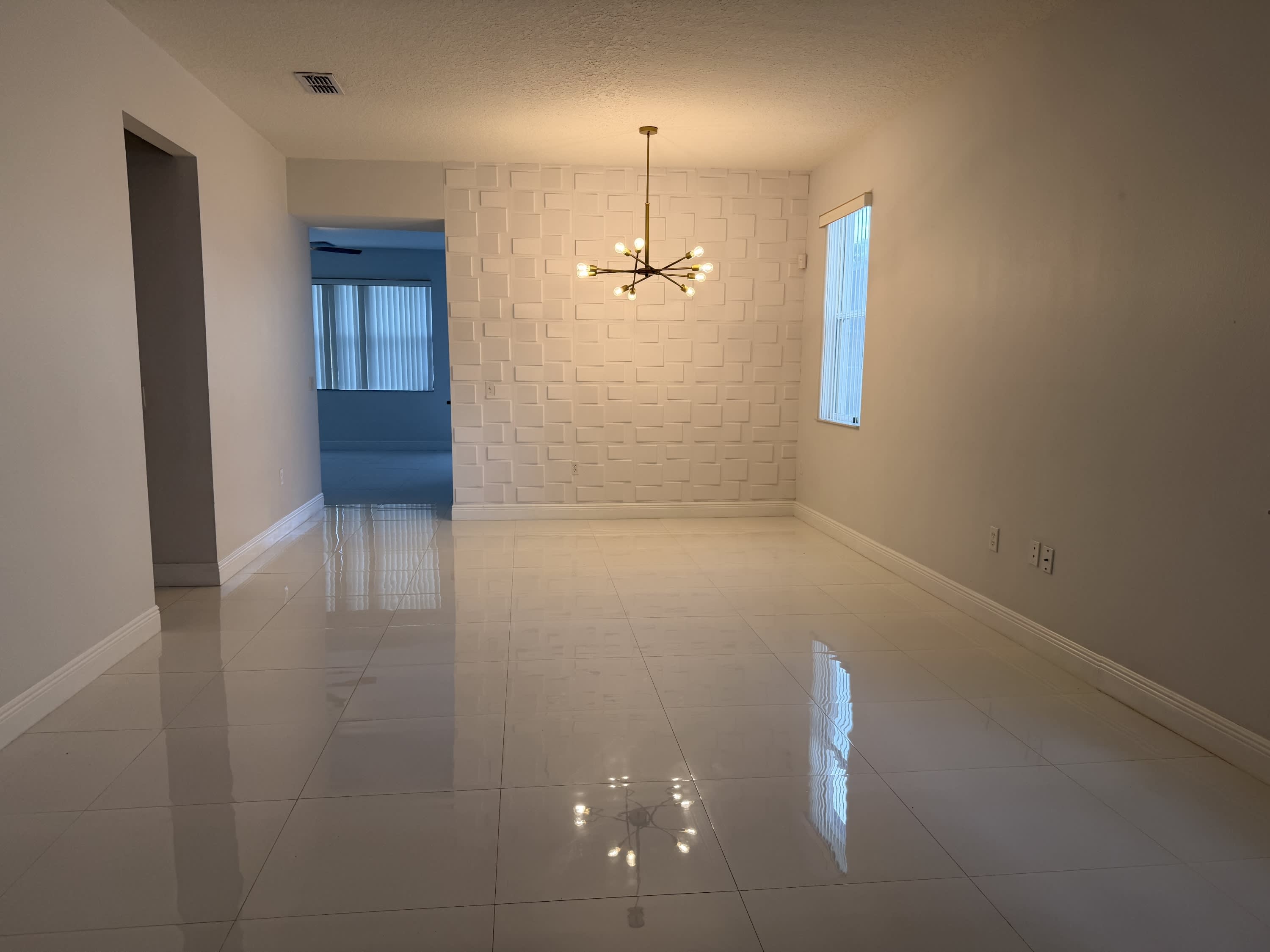 1112 Pine Ridge Drive – photo 2