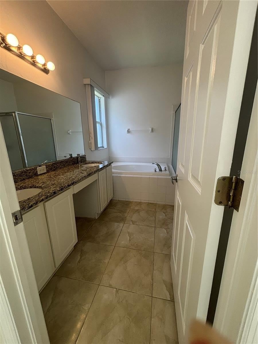 10510 BENEVA Drive – photo 4