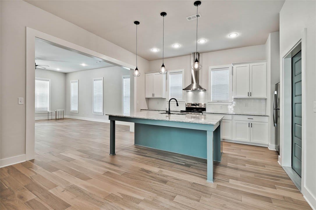 930 S College Avenue – photo 2