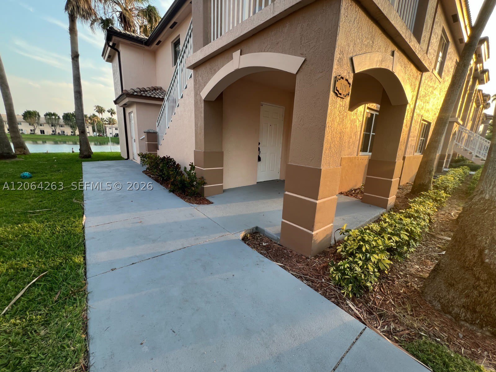 1250 SE 26th St – photo 1