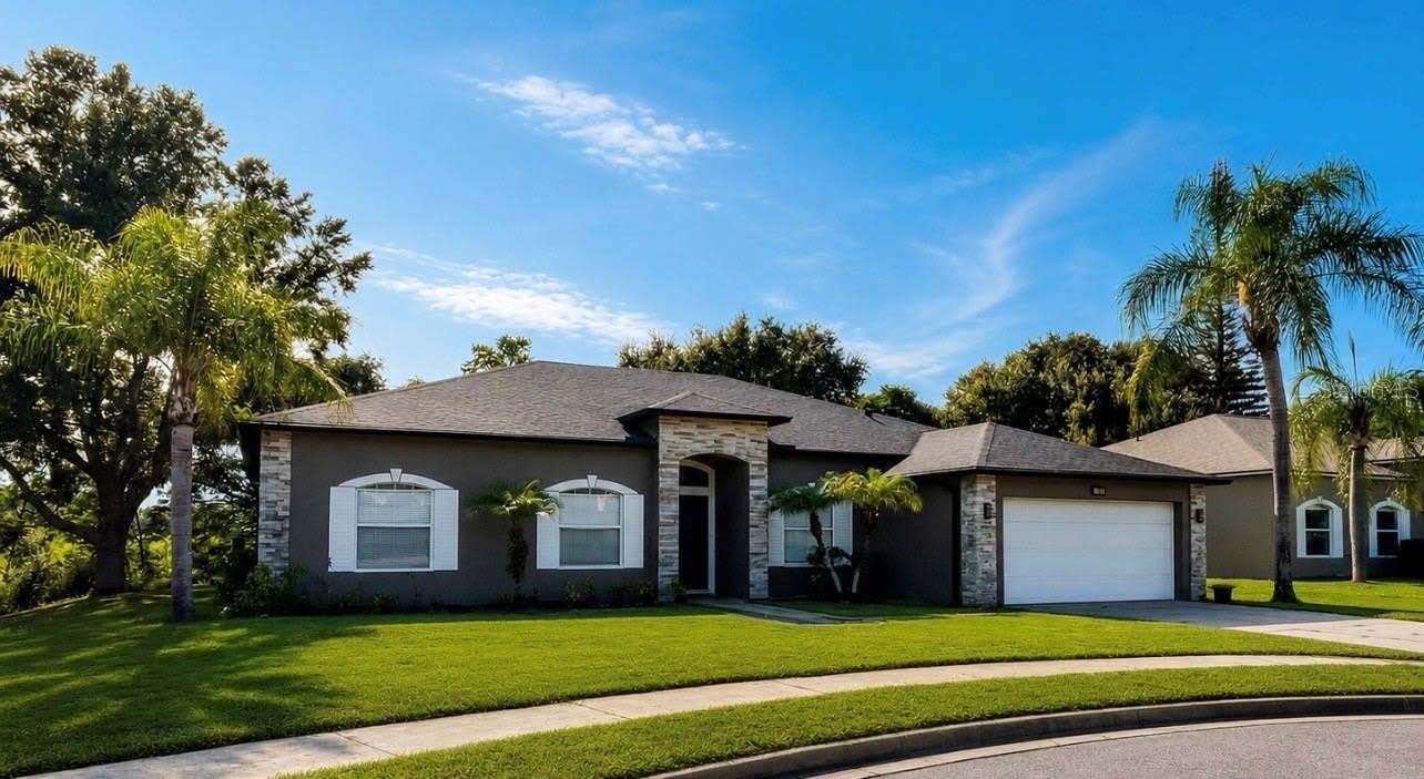 227 PAMONA Street – photo 1
