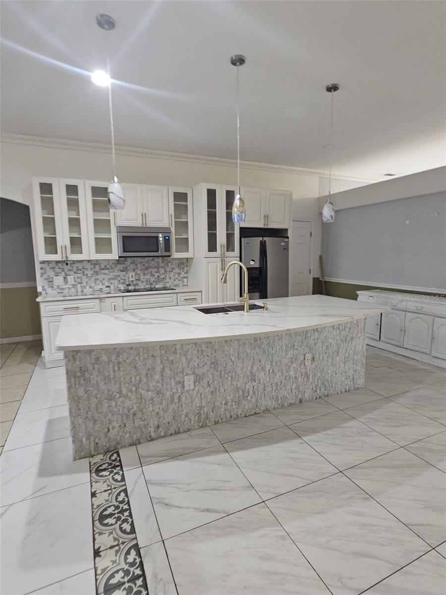 807 MASSY Court – photo 5