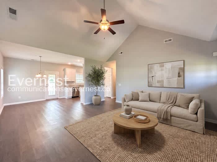 1402 Pipeline Avenue – photo 3