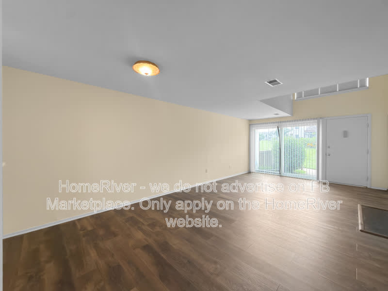 1060 Norwood Ct – photo 3