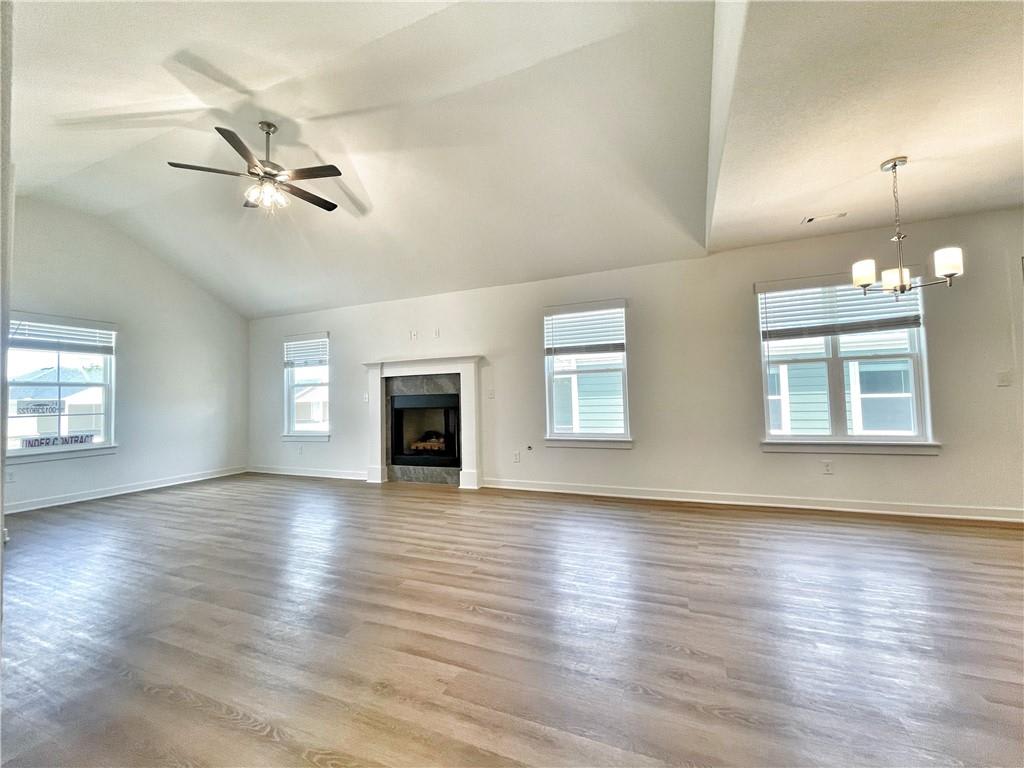 591 Cresswell Dr – photo 4
