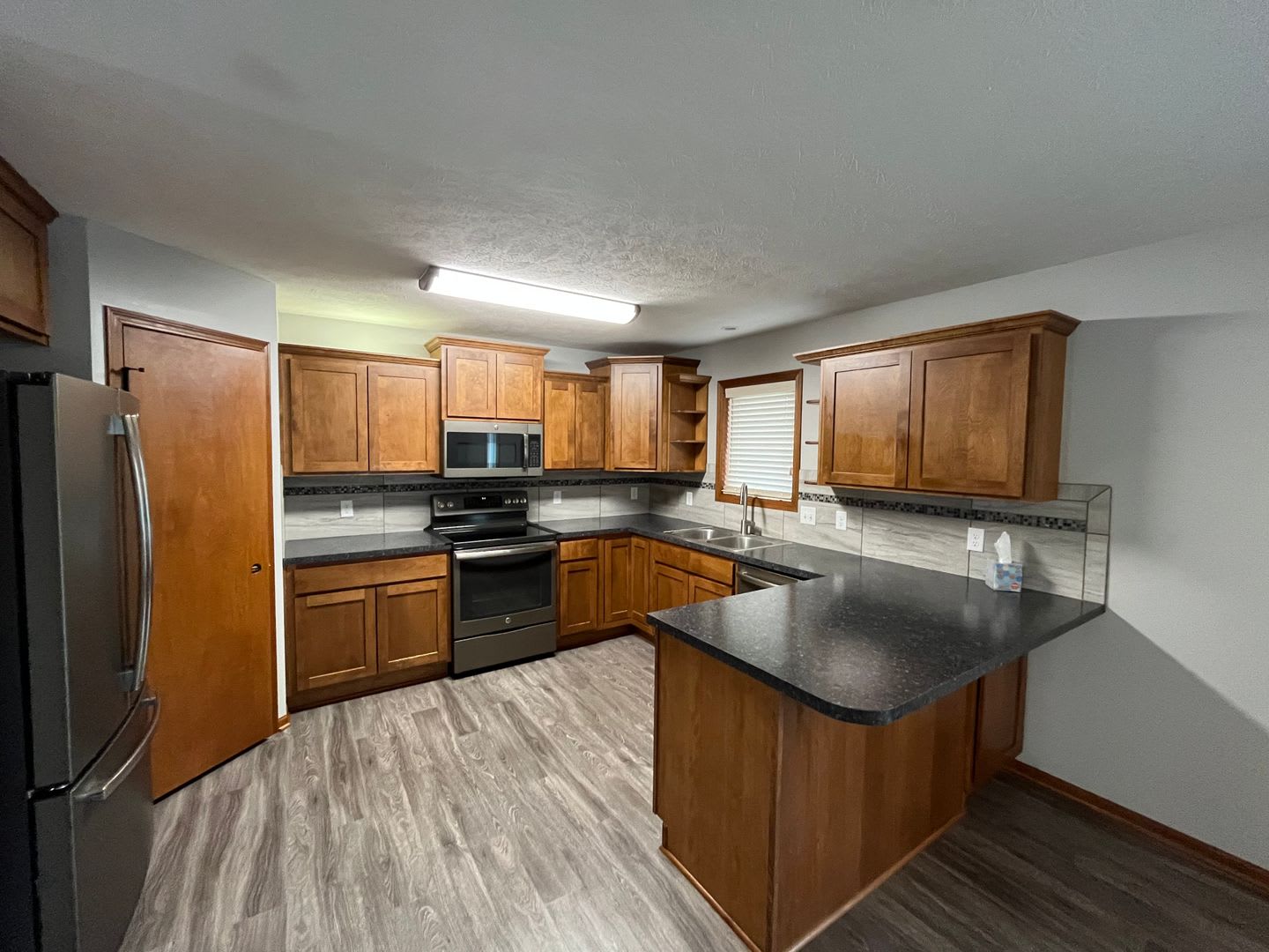 7825 Yankee Woods Dr-4bed/3bath house – photo 5