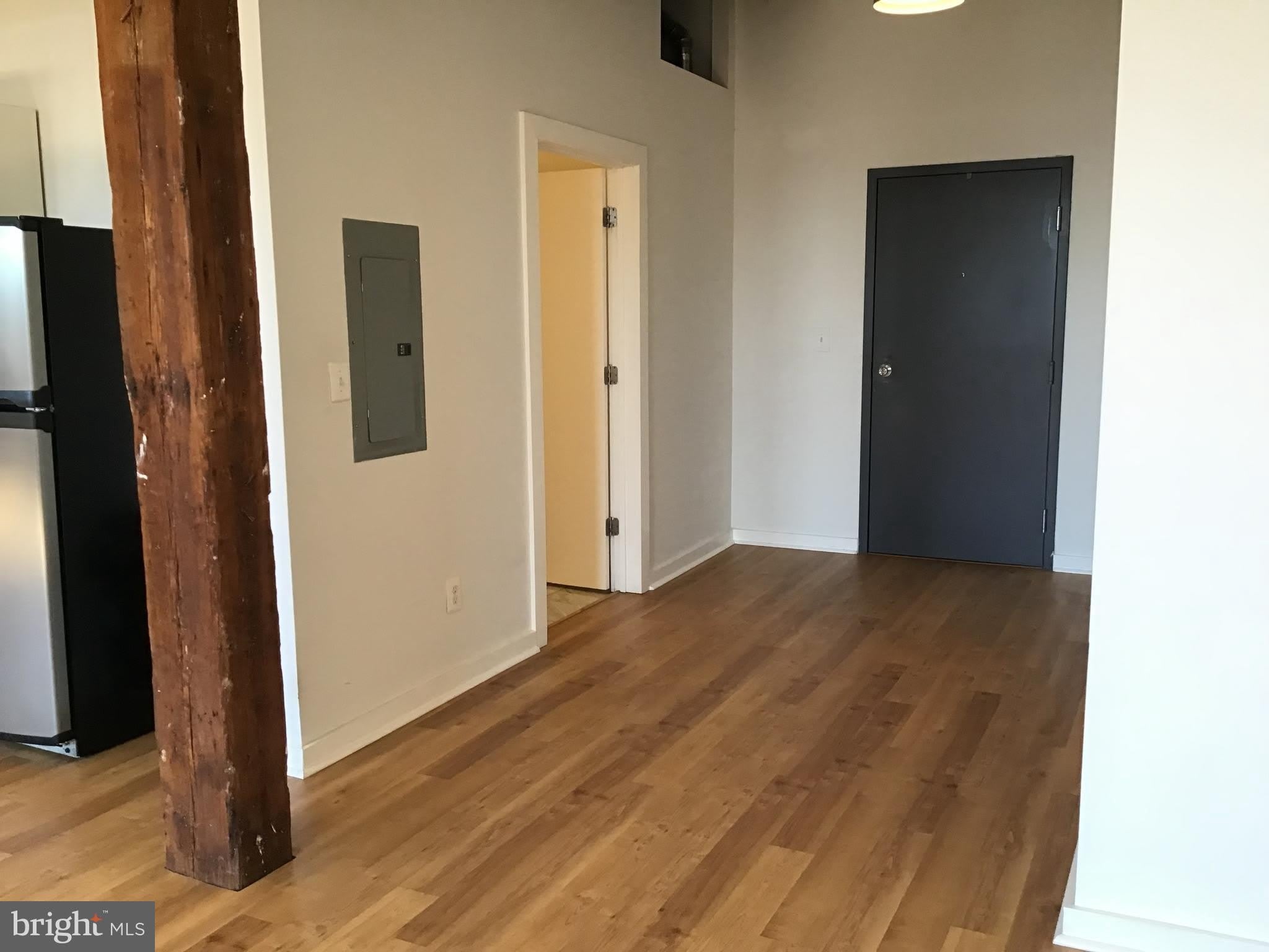 1125 E Columbia Avenue – photo 5