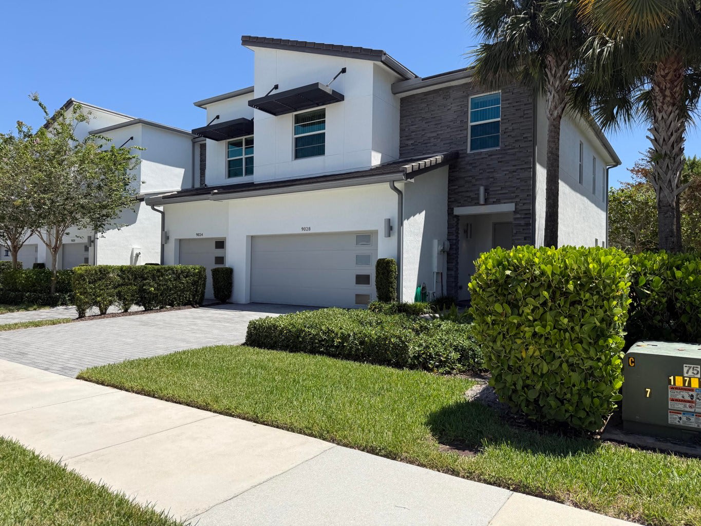 9028 Kingsmoor Way – photo 4