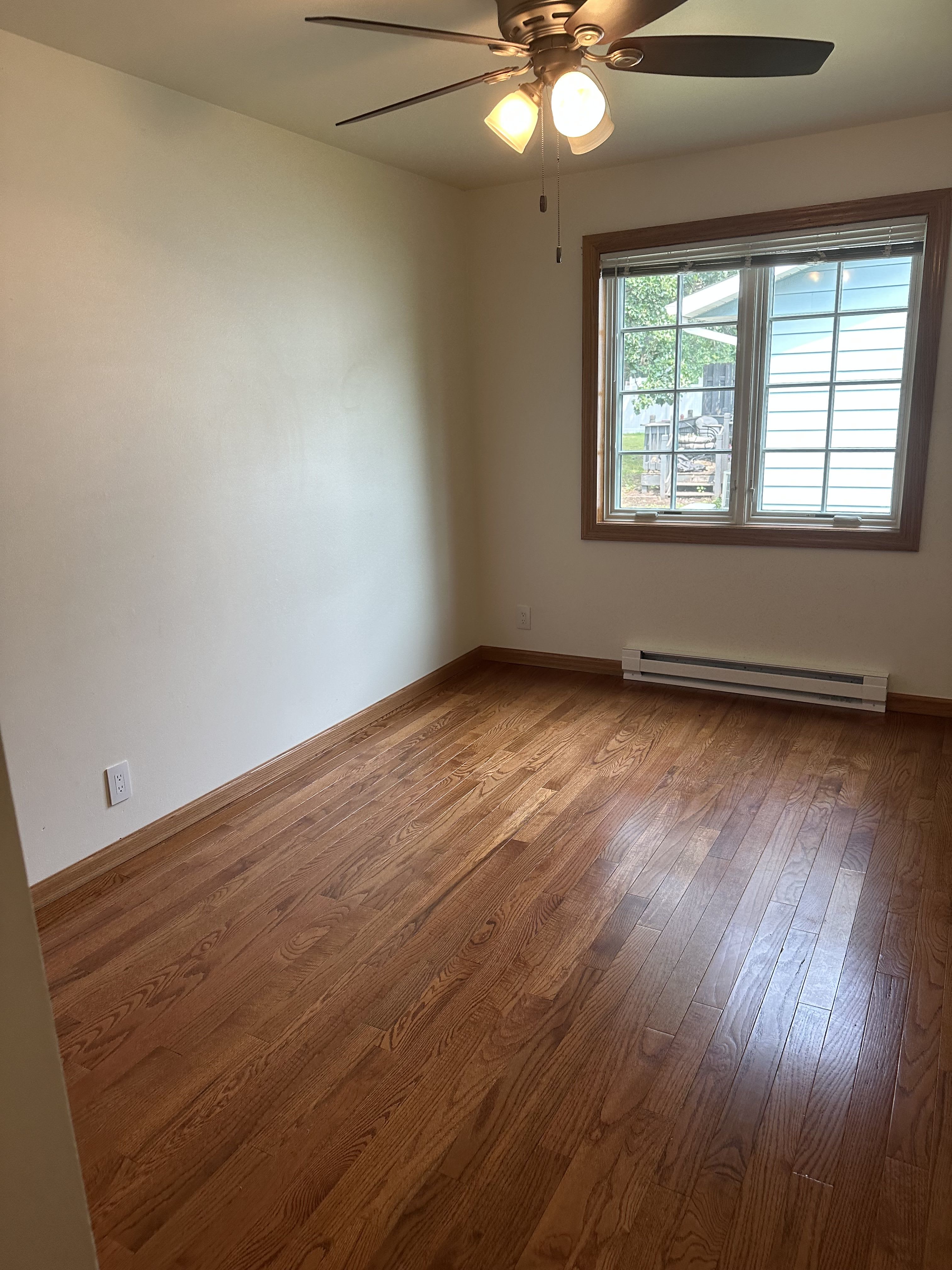 3644 Livingston Lane – photo 5