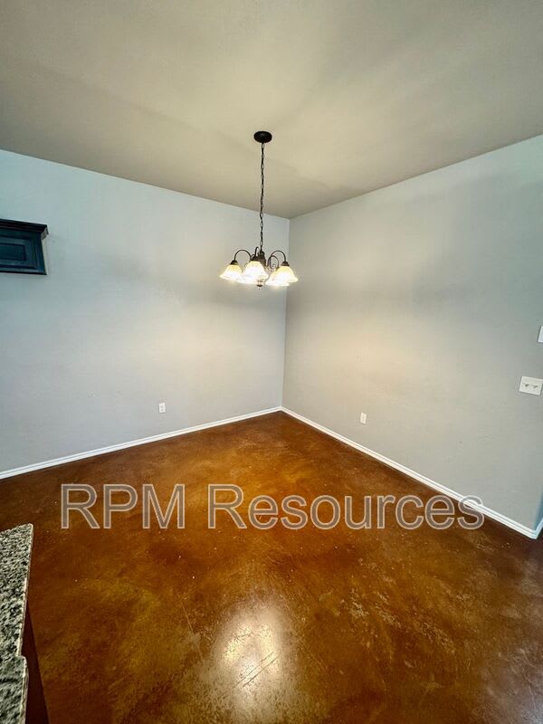 1818 Post Oak Rd – photo 4