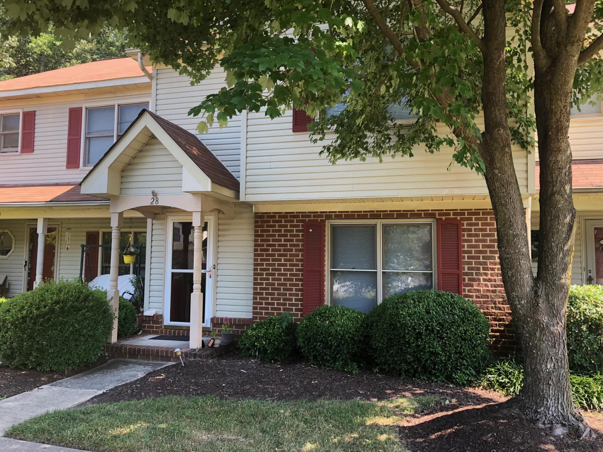 28 Hard Wood Dr – photo 1