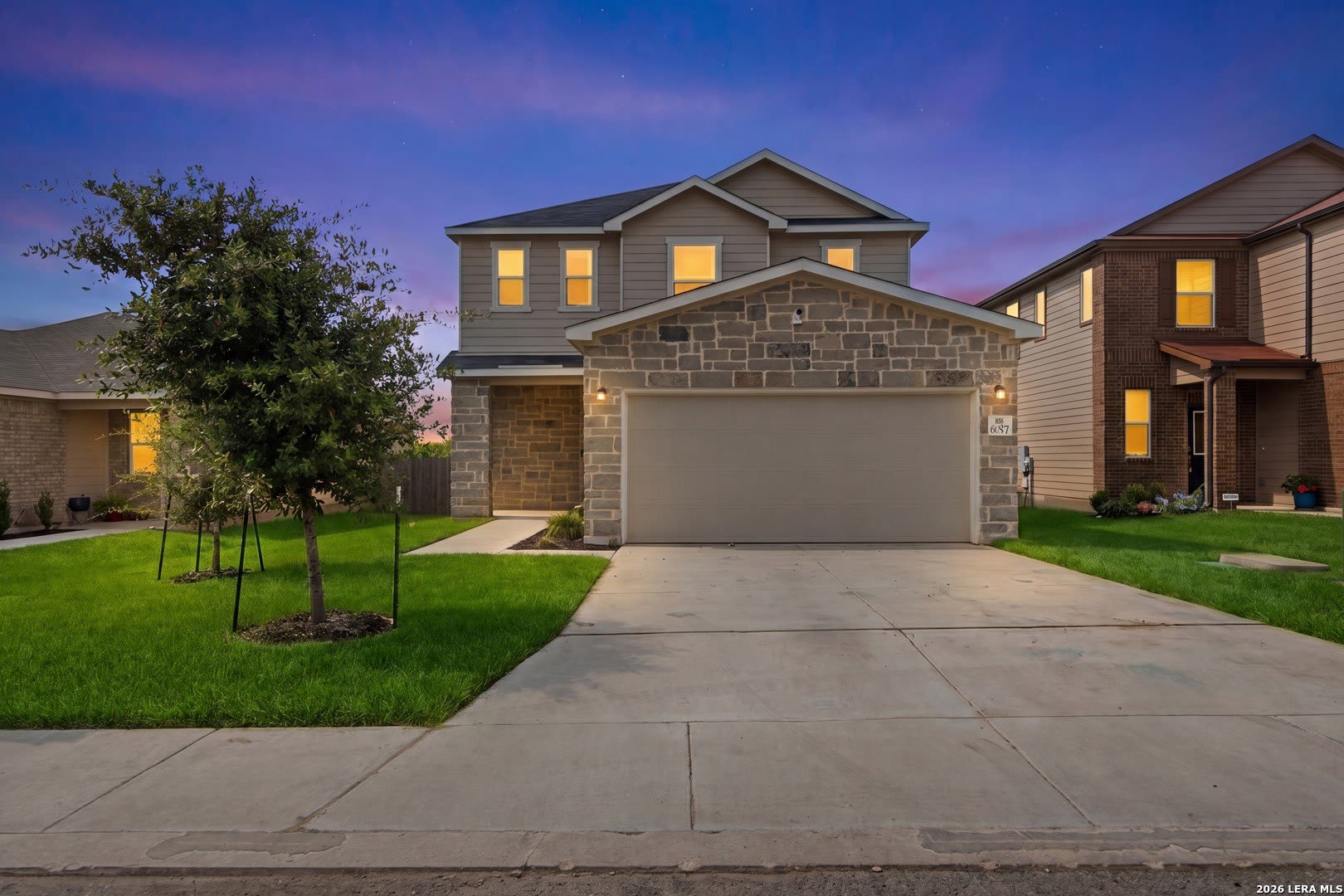 6002 Foster Bend – photo 1
