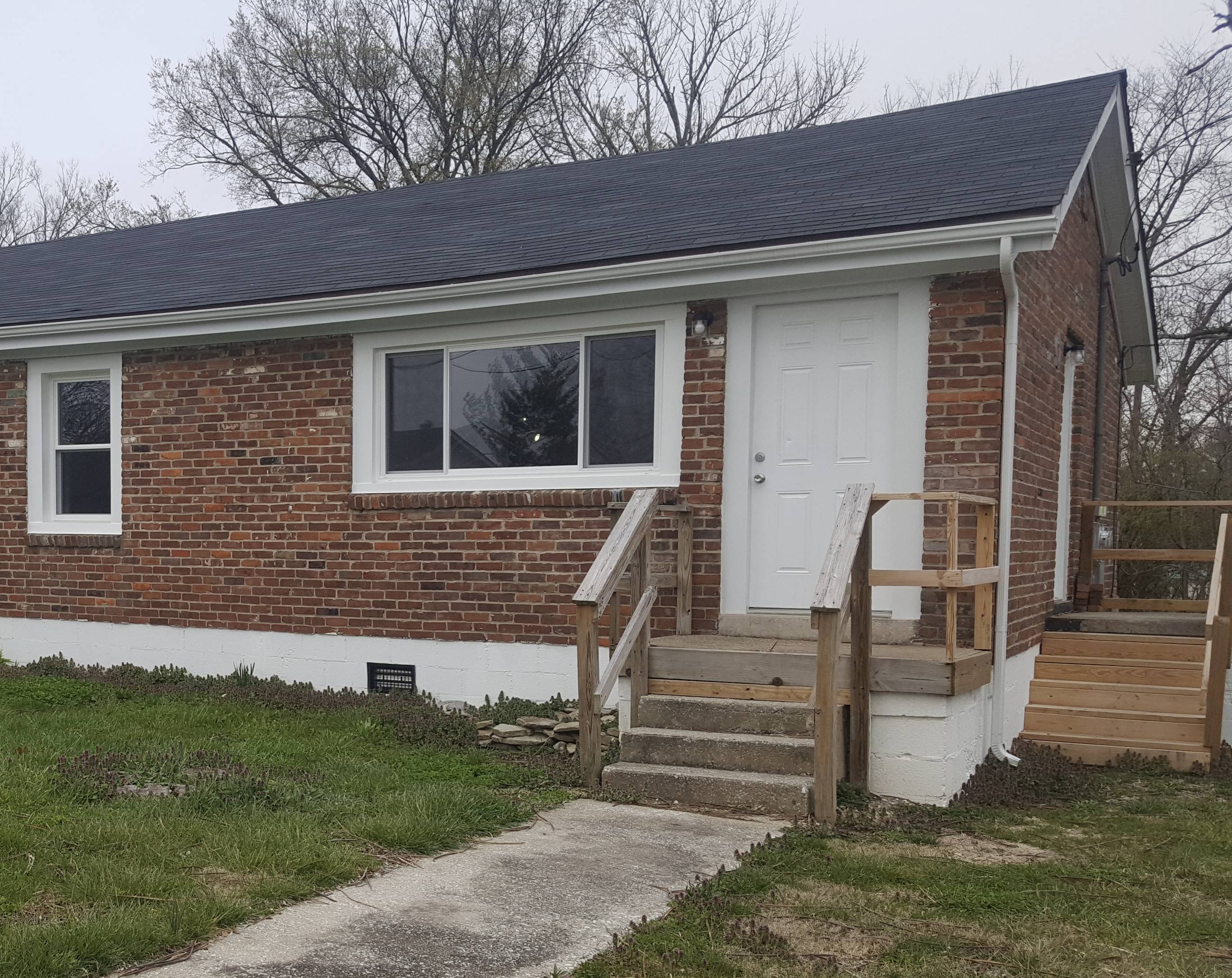 620 Millie Dr – photo 1