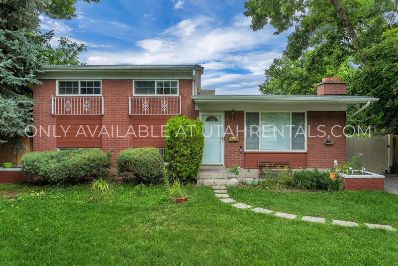 4270 S Monarch Way – photo 1