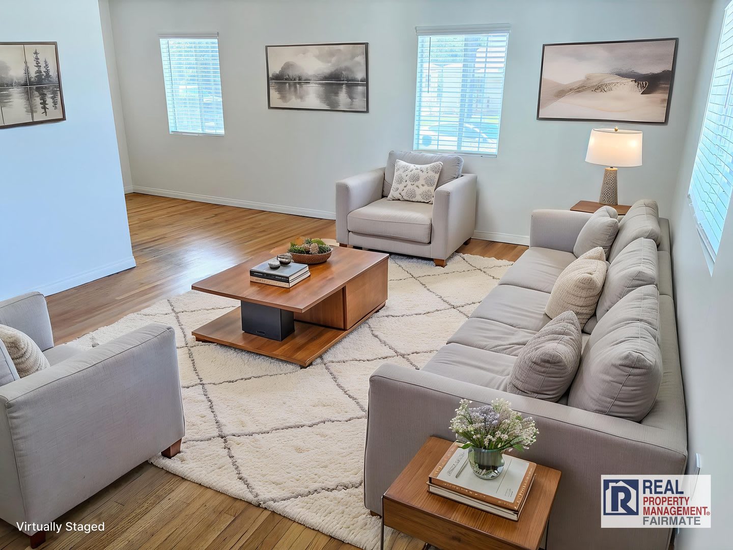 Beautiful 4 Bedroom Covina Home With Expansive Bonus Room Circular Driveway Private Backyard – photo 4