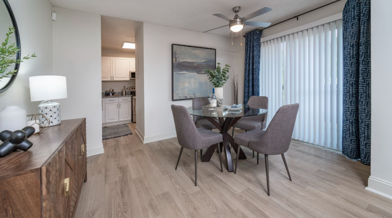 Nora 3200 Apartments – photo 2